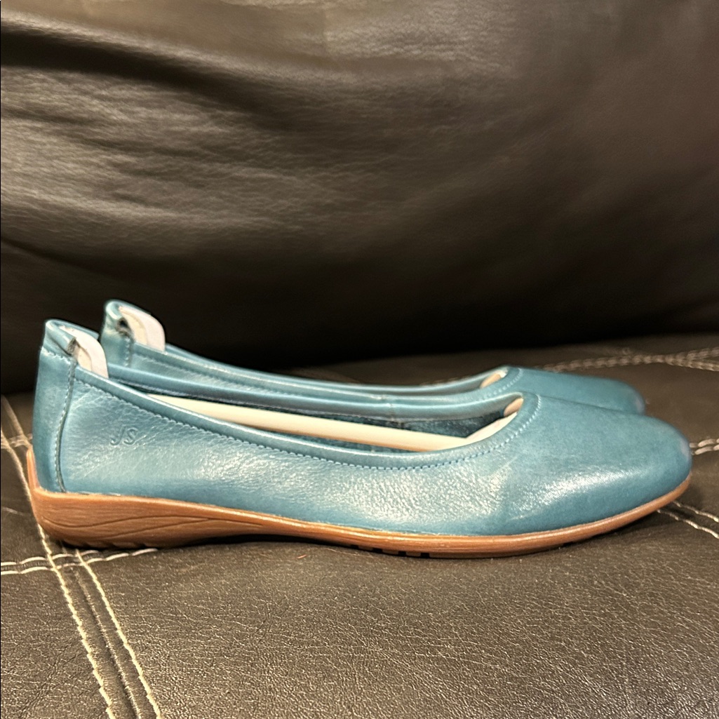 Josef Seibel Teal Leather Flats